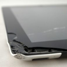 Замена разбитого стекла iPad